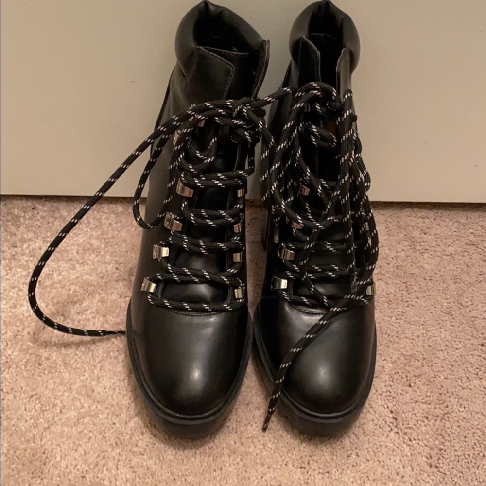 Zara boot